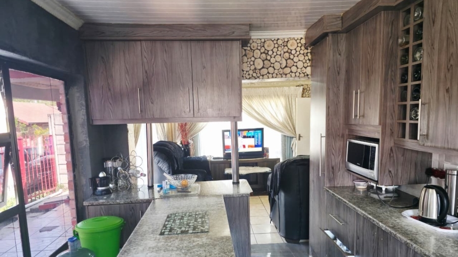 3 Bedroom Property for Sale in Rustenburg North North West
